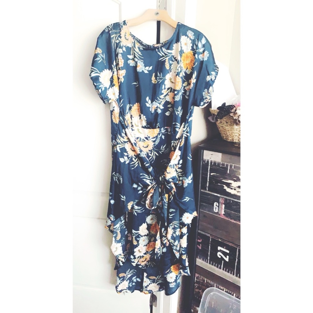 Showpo Teal Floral Tie-Front Midi Dress with Yellow & White Blooms